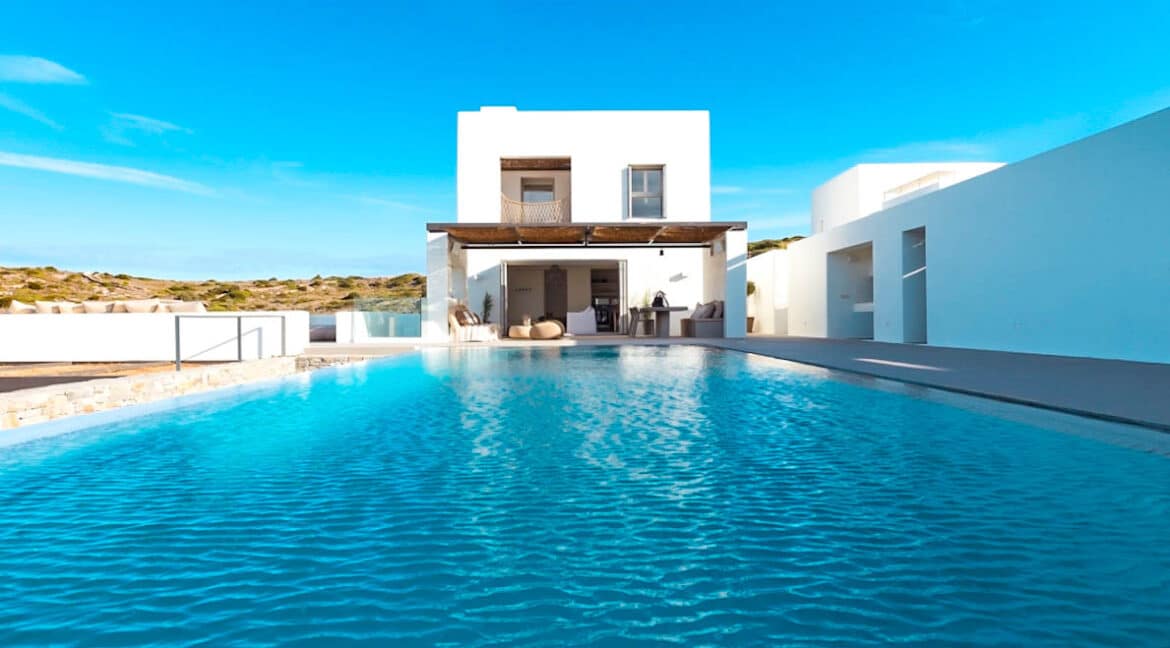 Minimal Villa in Paros, Luxury Property Paros Greece 10