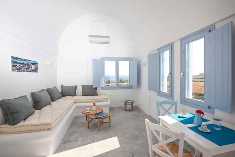 Grande villa en bord de mer à Baxedes Santorin in 36.475444981412,25.412362805957,14