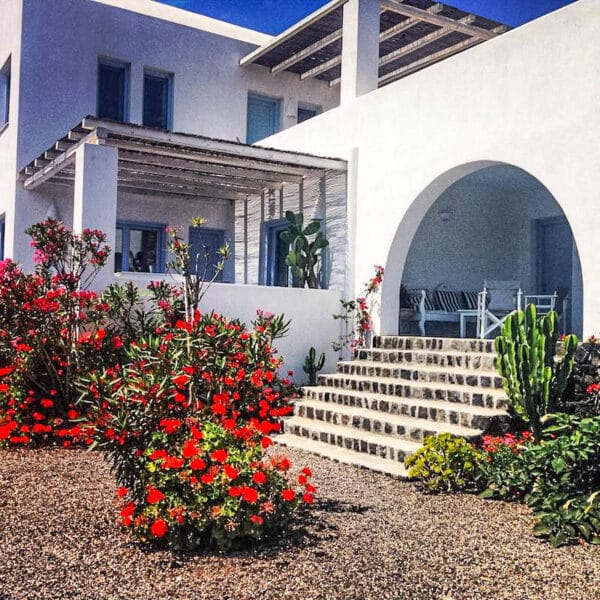 Grande villa en bord de mer à Baxedes Santorin in 36.475444981412,25.412362805957,14