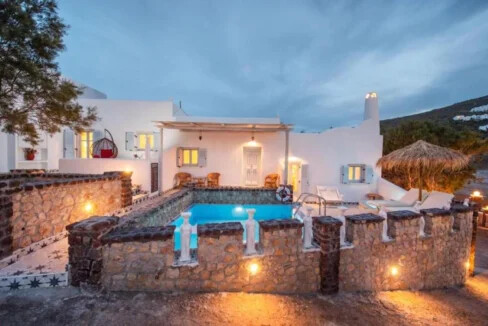 Hotel for sale in Santorini 1