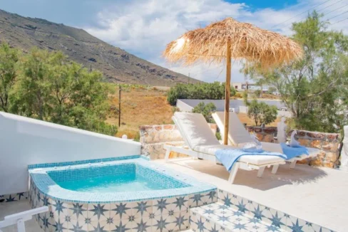 Hotel for sale in Santorini 10
