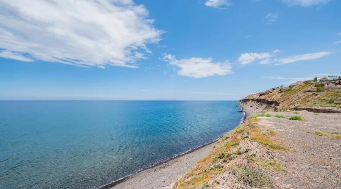 Hotel for sale in Santorini 7