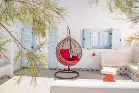 Hotel for sale in Santorini 9