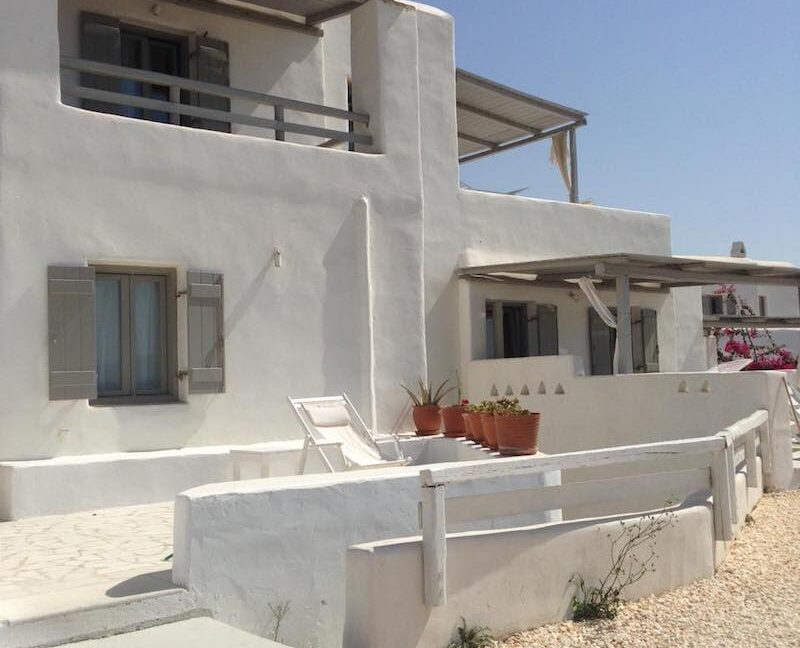 Houses and 3 Studios in Santa Maria, Paros, by the sea 4