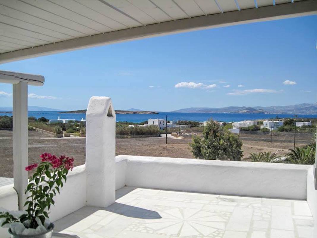 Houses and 3 Studios in Santa Maria, Paros, by the sea for sale