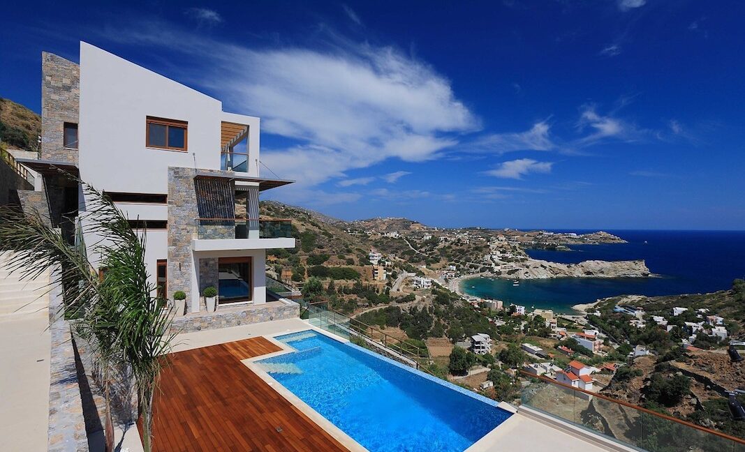 Luxury Pool Villa with sea view for Sale in Crete 19