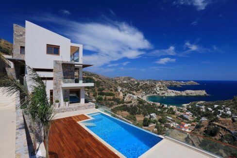 Luxury Pool Villa with sea view for Sale in Crete 19