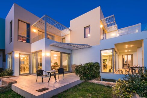 Seafront Villa in Gouves near Heraklio Crete. Seafront Properties in Crete Greece 20