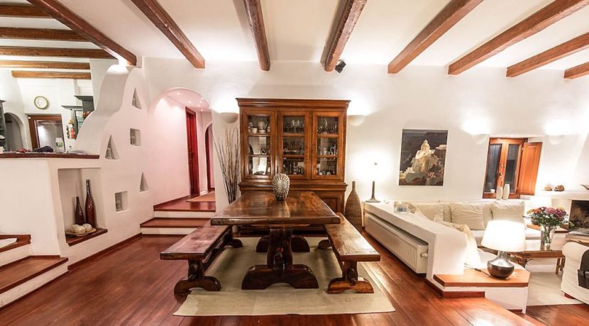 Villa for sale Santorini, Karterados 24