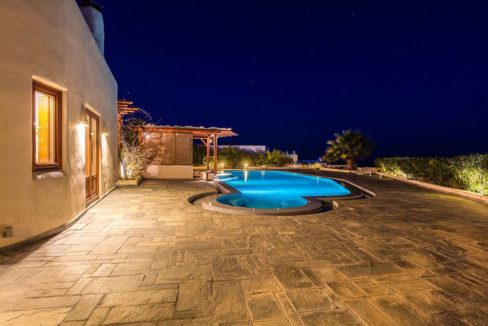 Villa for sale Santorini, Karterados 32