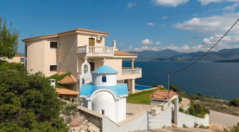 7 bedroom luxury Villa for sale in Theologos, one hour outside Athens .jpg 19
