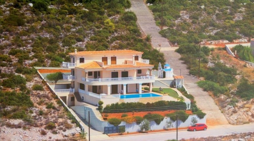 7 bedroom luxury Villa for sale in Theologos, one hour outside Athens .jpg 21