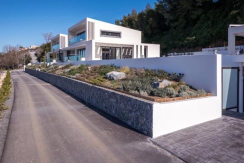A luxurious villa by the beach, Kassandra Halkidiki
