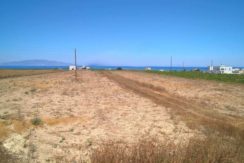 Land To built near Oia in Santorini, Baxedes area1