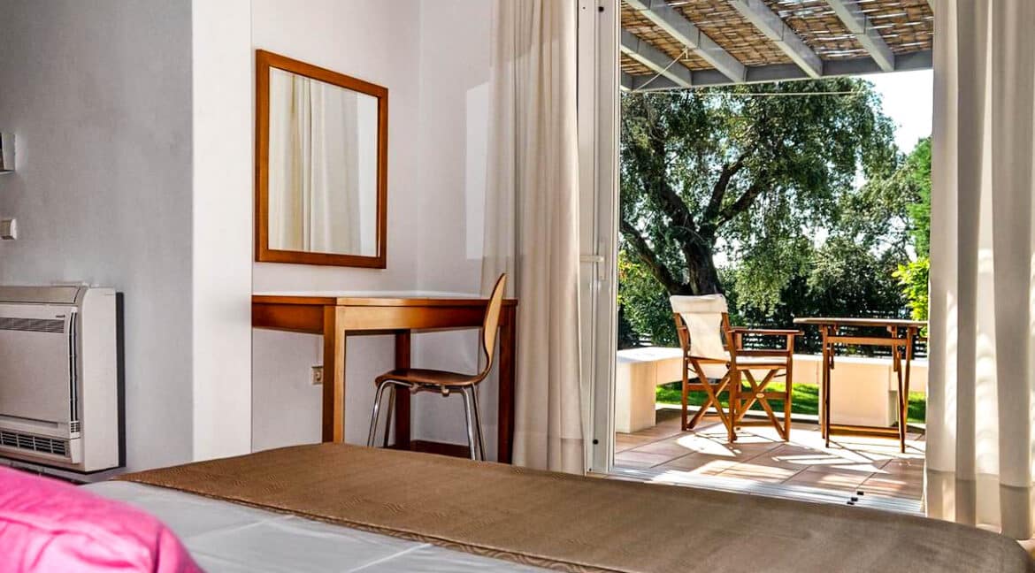 Villa by the sea in Corfu, Barbati, Homes in Corfu 12