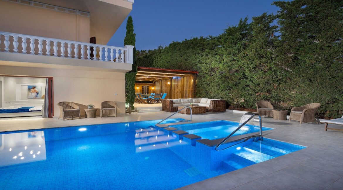Villa in Crete, Luxurious Property Crete ,Classic Greek Villa 2