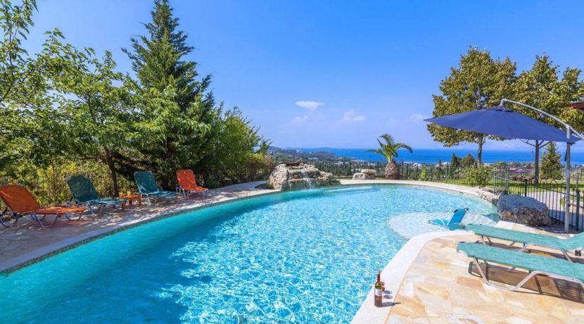 Wooden Luxury villa in Corfu 20