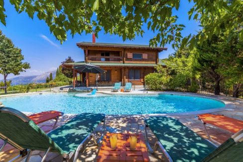Wooden Luxury villa in Corfu 9