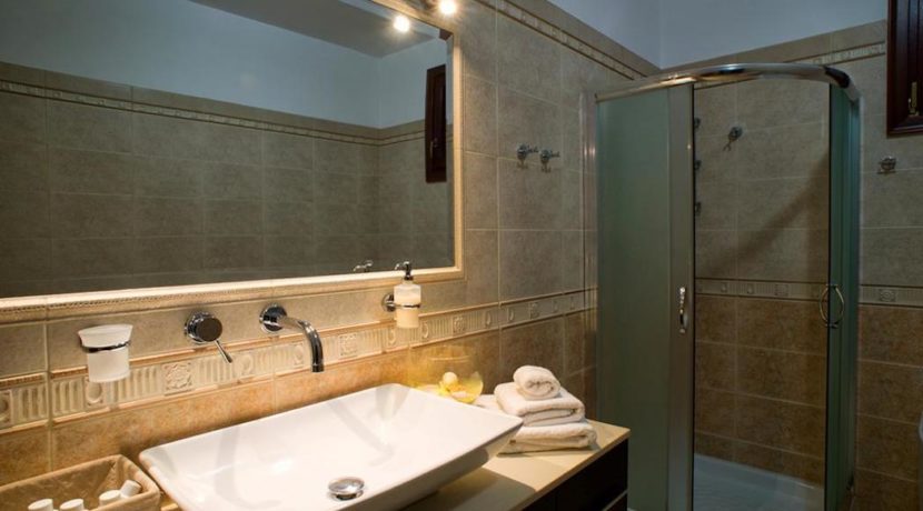 5BDR Villa at Sitia Crete for sale 16