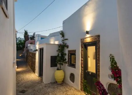 Santorini cave house for sale, traditional cave house Santorini for sale 1