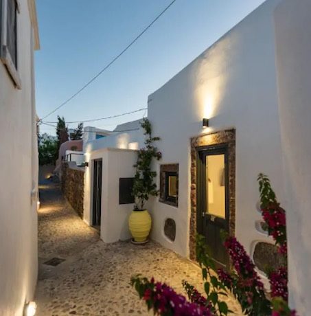 Santorini cave house for sale, traditional cave house Santorini for sale 1