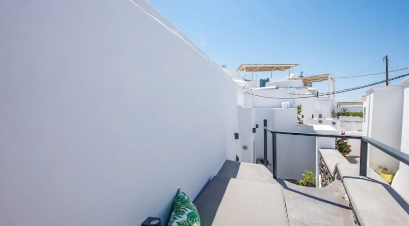 Santorini cave house for sale, traditional cave house Santorini for sale 17