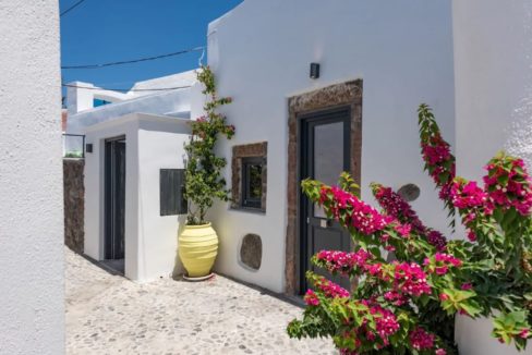 Santorini cave house for sale, traditional cave house Santorini for sale 24