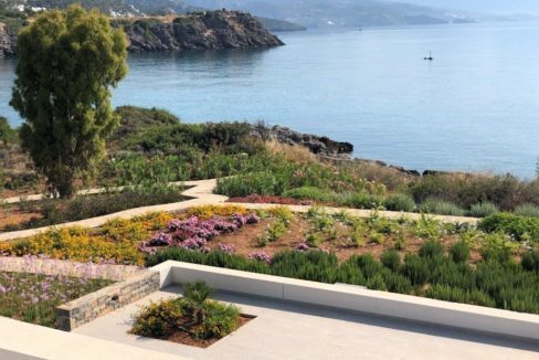 Seafront Luxury Villa 450 m² in Crete, Agios Nikolaos:Amazing location, just in front the amazing sea. Super luxury villas on the sea at Crete 1