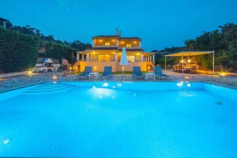 Seafront Villa in Avlaki Corfu 12