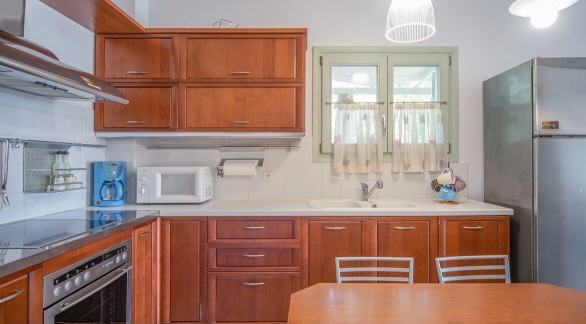 Seafront Villa in Avlaki Corfu 3