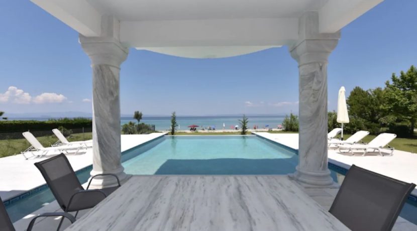 Beachfront-Villa-at-Polychrono-Halkidiki-1