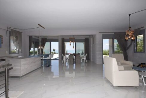 Beachfront Villa at Polychrono, Halkidiki 12