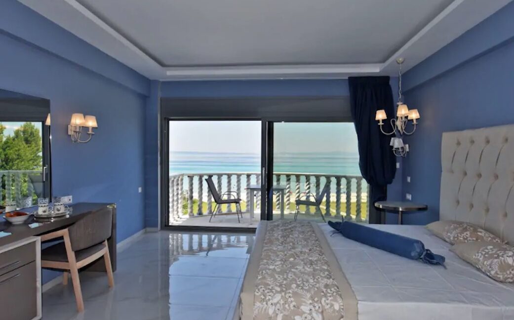 Beachfront Villa at Polychrono, Halkidiki 18