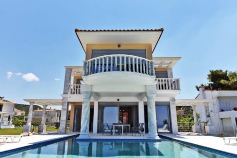 Beachfront Villa at Polychrono, Halkidiki 23