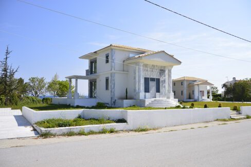 Beachfront Villa at Polychrono, Halkidiki 28