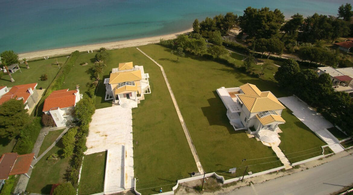 Beachfront Villa at Polychrono, Halkidiki 5