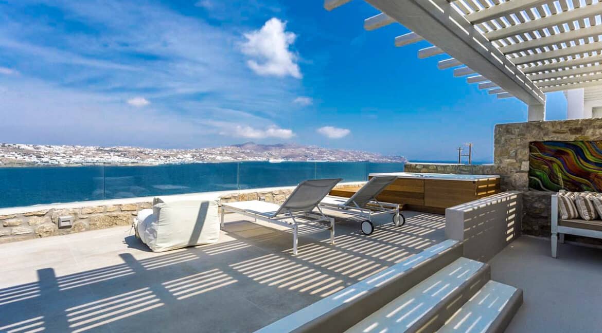 Big Luxury Villa in Mykonos 11