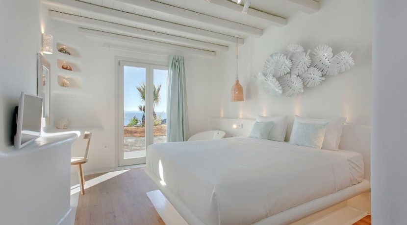 Impressive Villa at Elia Mykonos 28