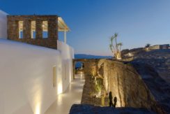 Impressive Villa at Elia Mykonos 40