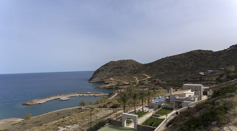 Luxury Seafront Villa for sale in Crete 26