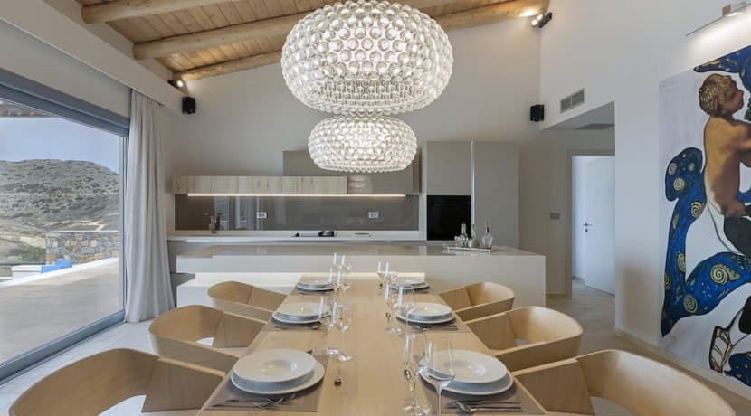 Luxury Seafront Villa for sale in Crete 8