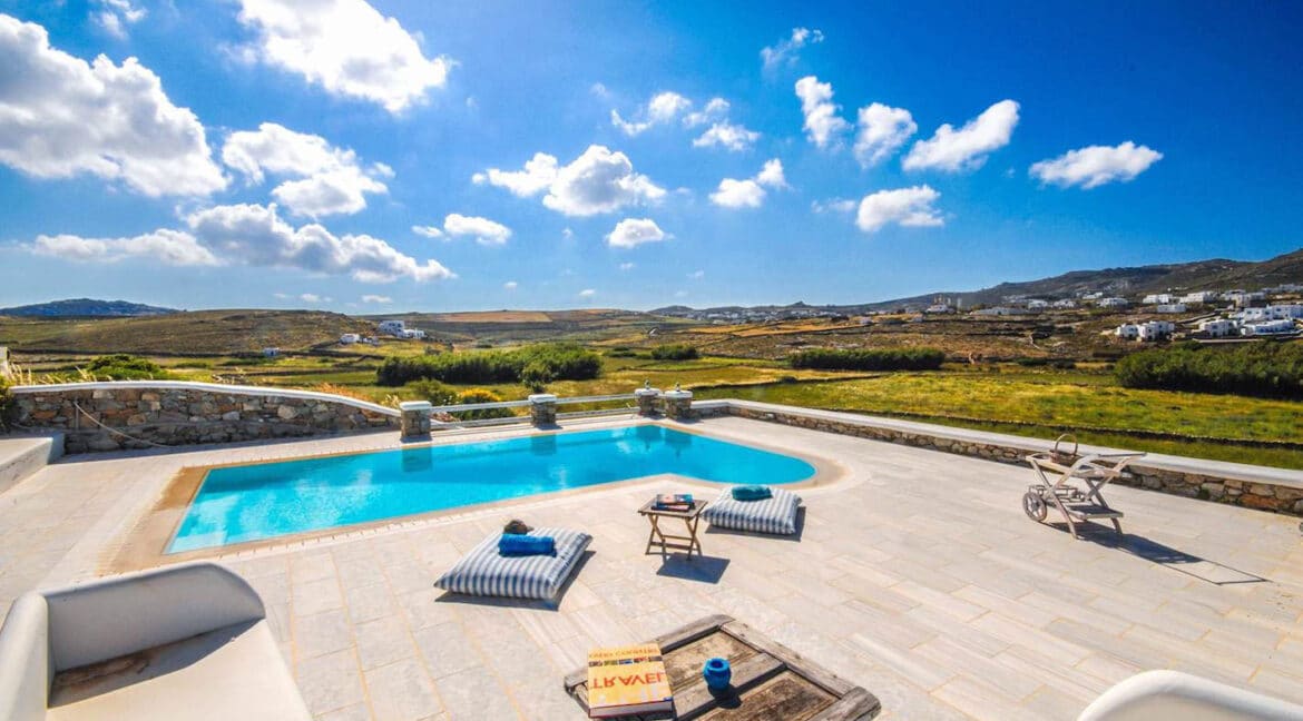 Villa in Ftelia Mykonos 10