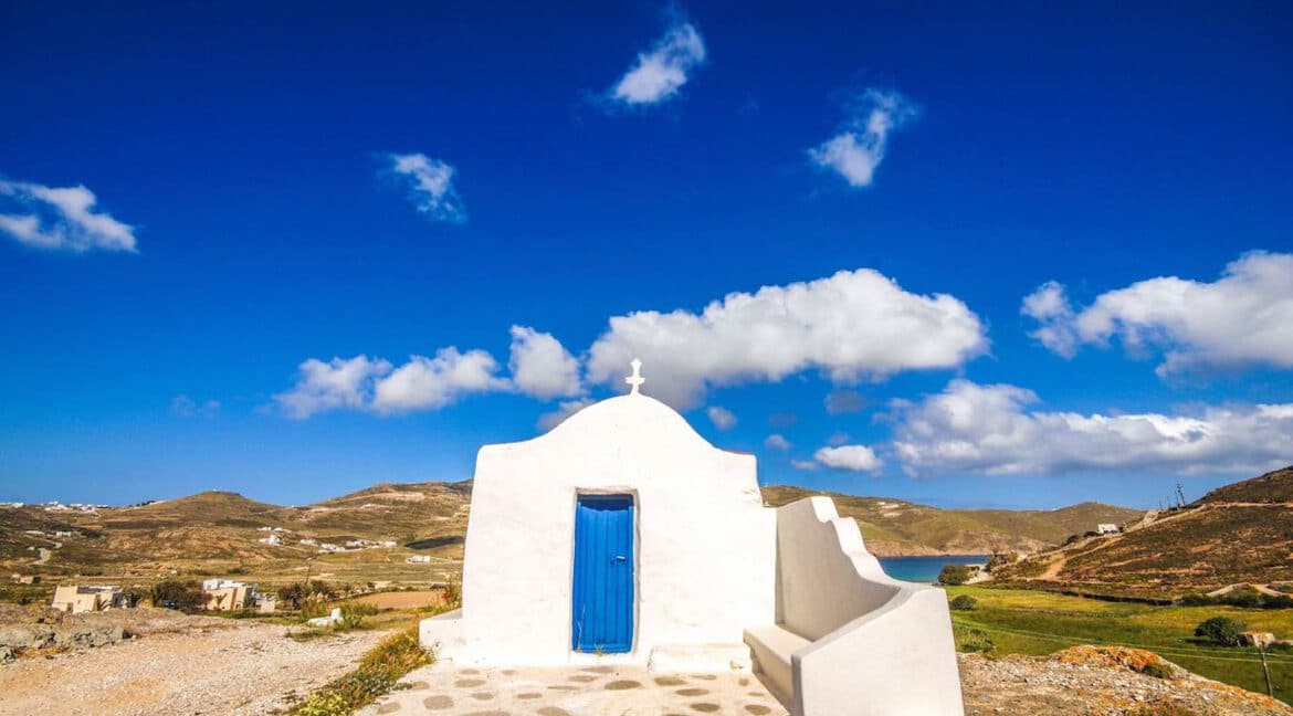 Villa in Ftelia Mykonos 13