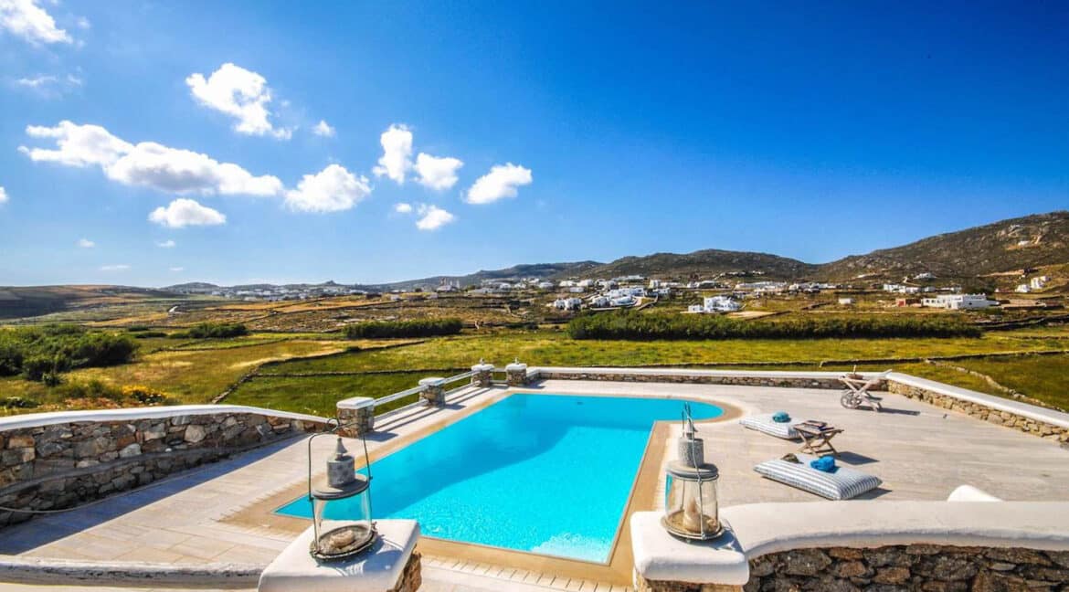 Villa in Ftelia Mykonos 22