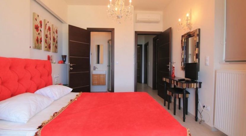 A beach front villa in Crete with sea view 2