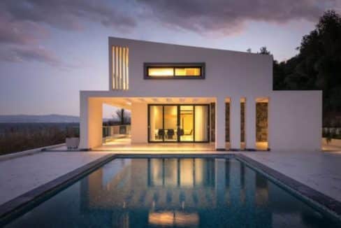 A luxurious villa by the beach, Kassandra Halkidiki 4
