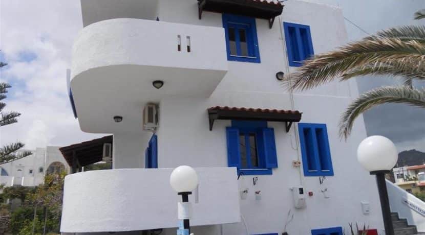 Beachfront House Comprising 4 Holiday Apartments With Licence 4