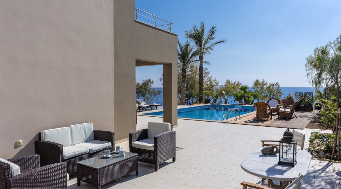 Beachfront Villa in Crete with Pool, Ierapetra 14