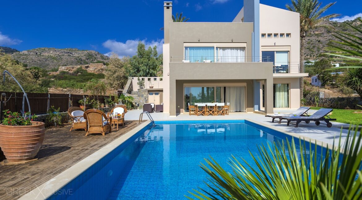 Beachfront Villa in Crete with Pool, Ierapetra 16