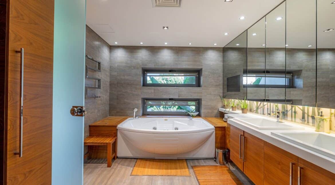 Estate in Glyfada Athens, Luxury Property Glyfada Athens 1